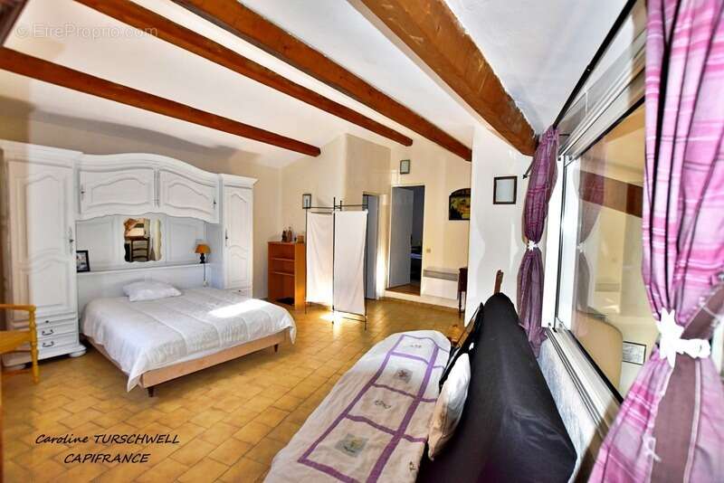 Maison à BESSE-SUR-ISSOLE