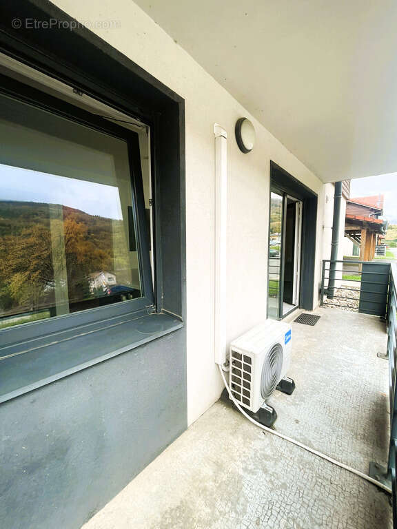 Appartement à TENCIN