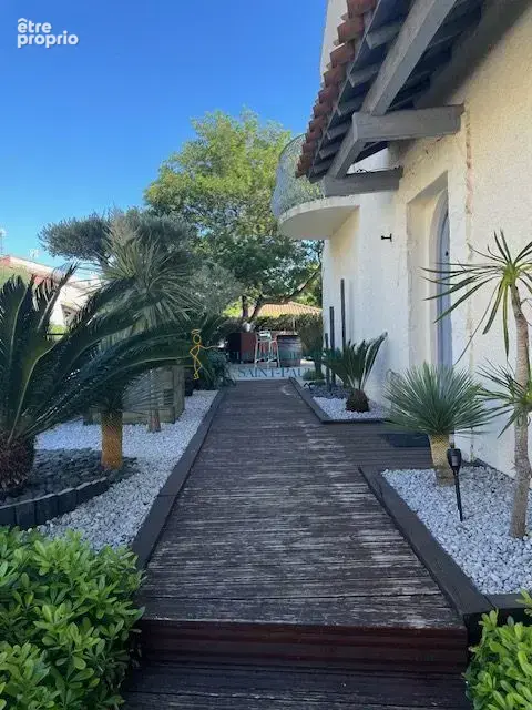 Maison 143 m² à Beziers  - photo 2