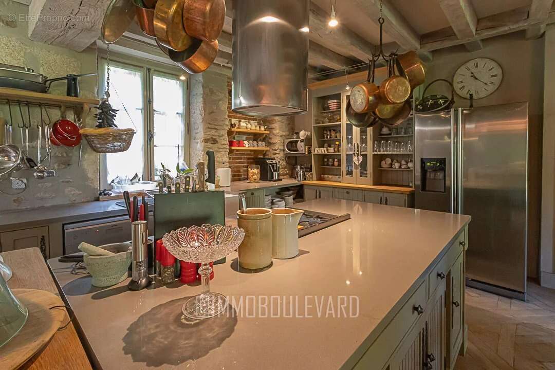 À vendre, Maison de charme à Boussac (23) vue château - photo 9