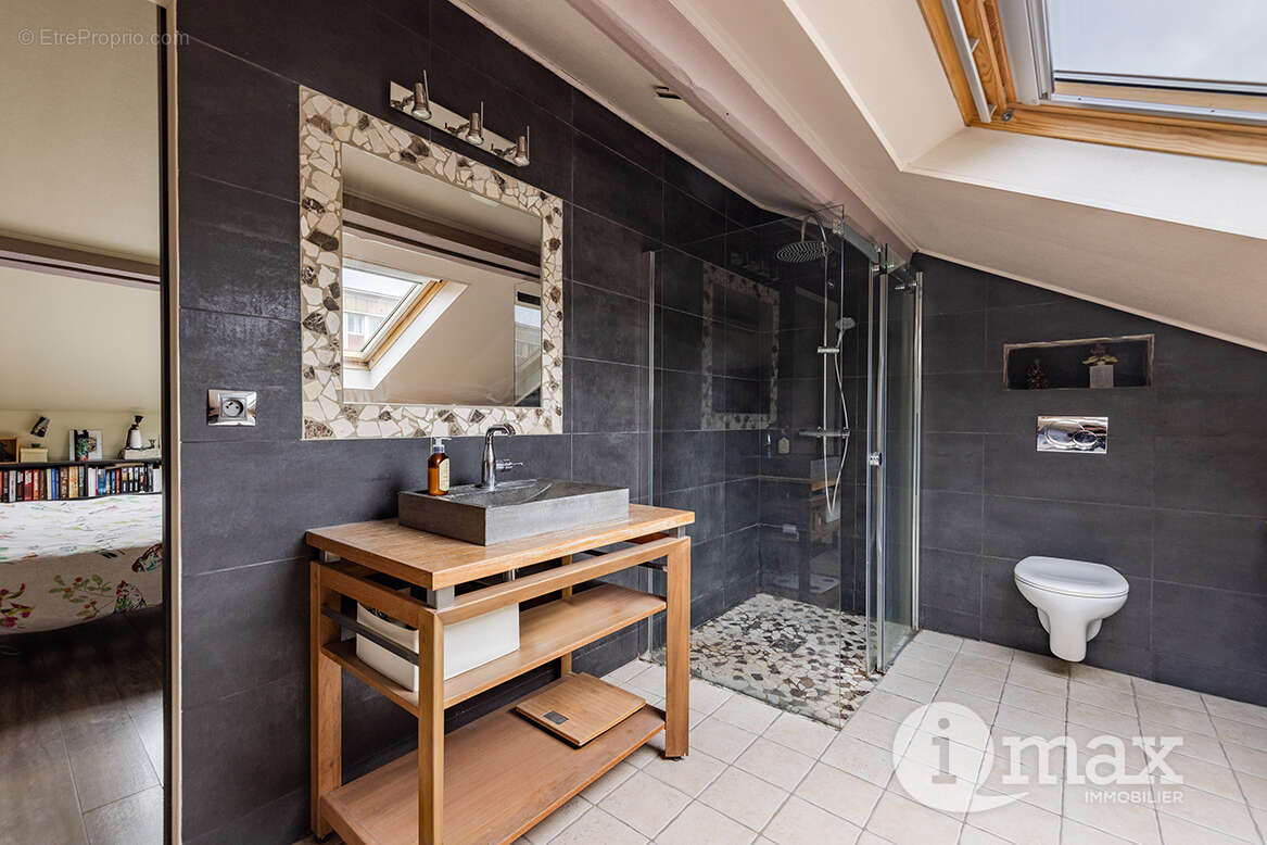 Maison à ASNIERES-SUR-SEINE