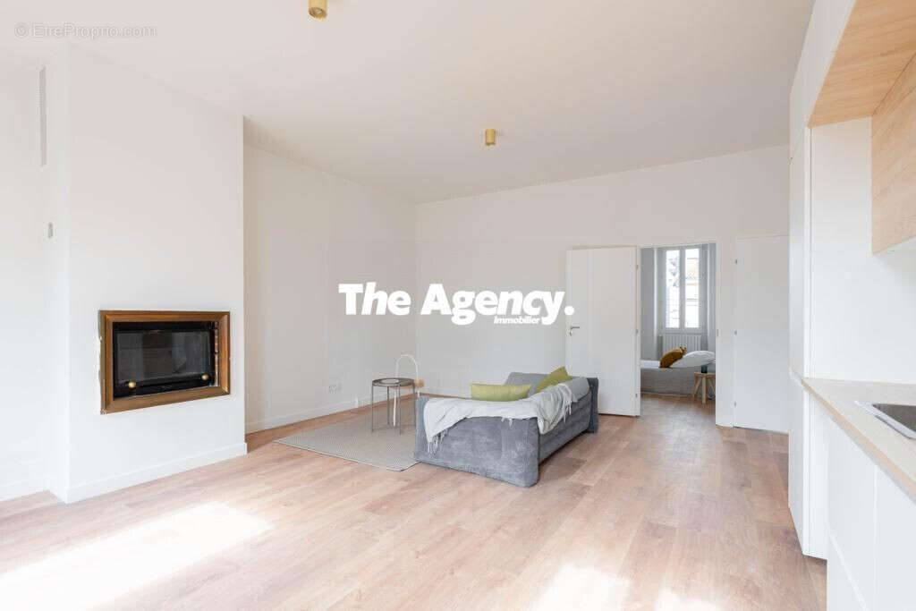 Appartement à MARSEILLE-9E