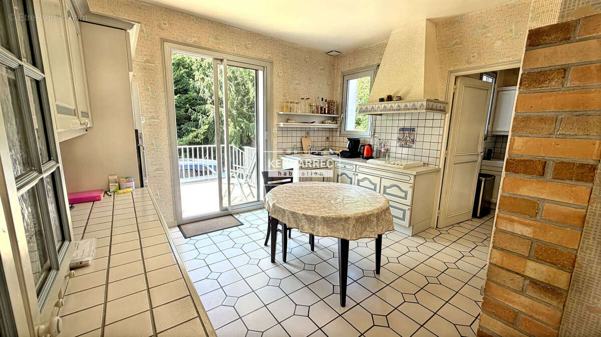 A VENDRE Maison 8 pièces à VITRE 226 m² - 396 800  HAI - photo 14