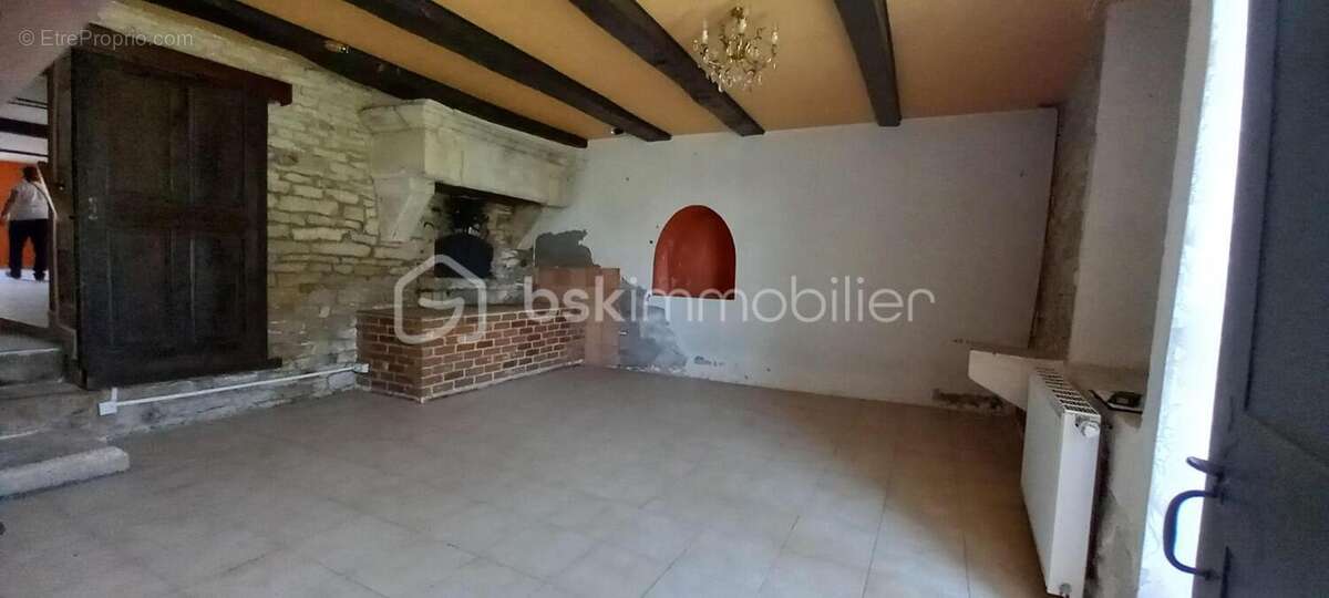 Maison à BREUVANNES-EN-BASSIGNY