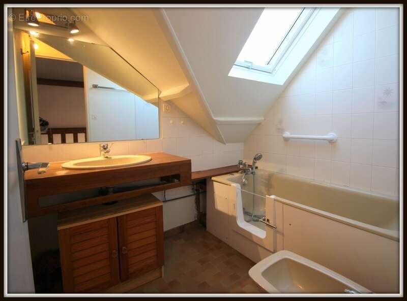 Maison à SAINT-PAIR-SUR-MER