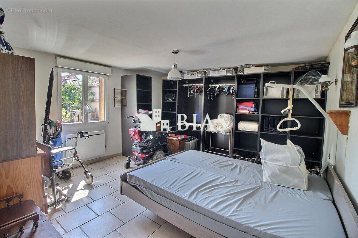 Maison à CRIQUEBEUF-SUR-SEINE