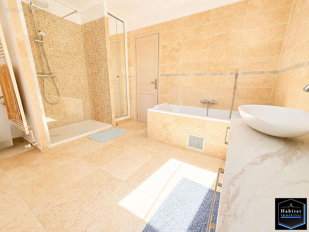 Maison Dammartin 2' 8 pièce(s) 175 m2 6 chambres Sous sol total Jardin de 1000m² - photo 11