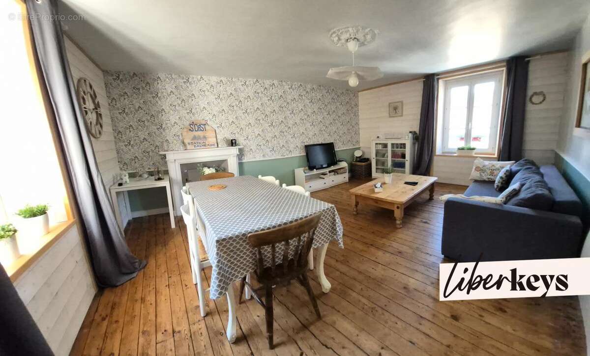 Maison à MONCONTOUR