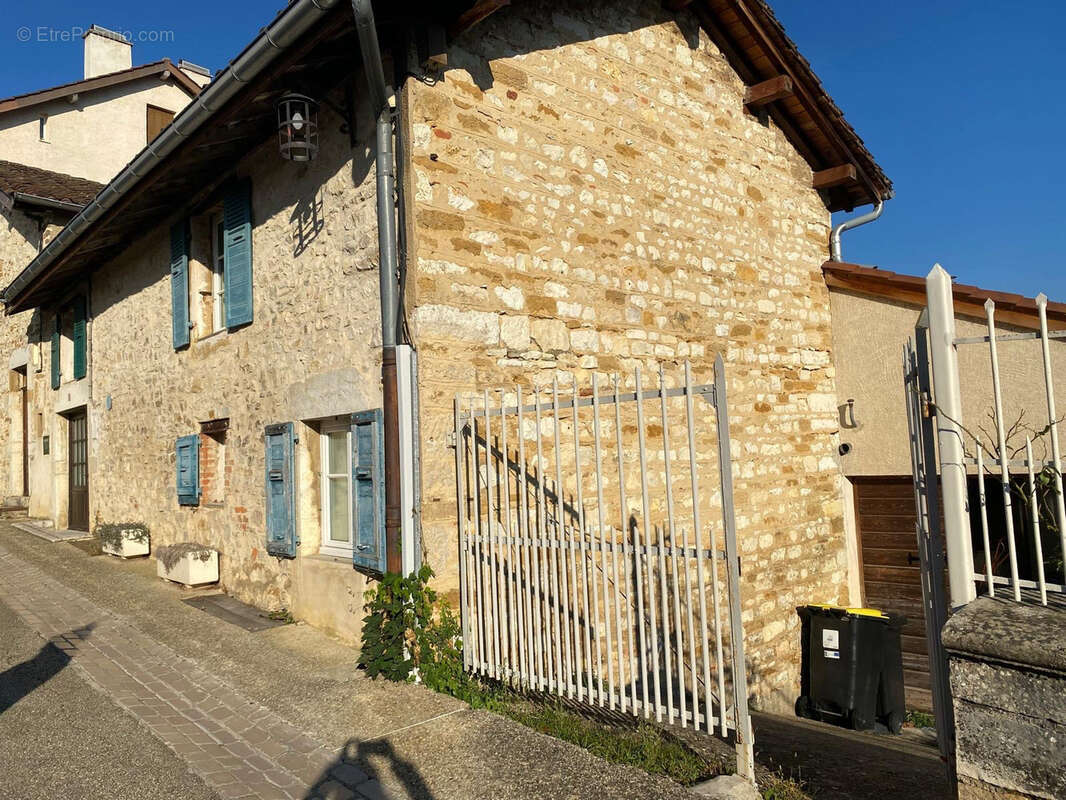 Maison à PRESSIAT