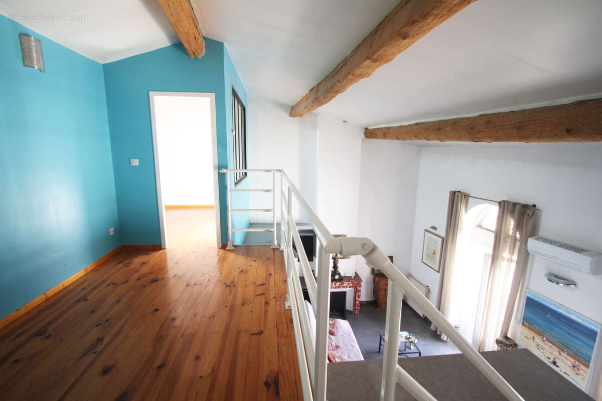 Maison à POUSSAN