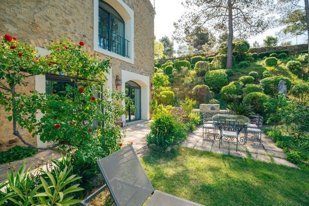 Maison à AZILLANET