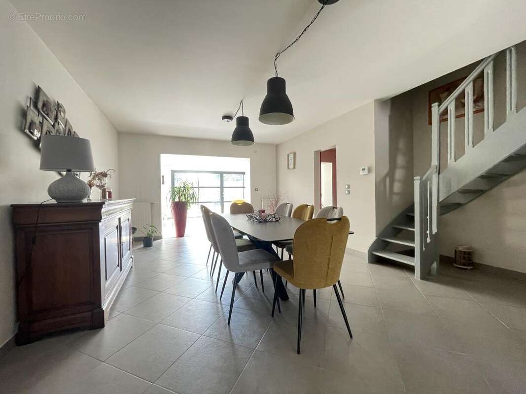 Maison 138 m² à Le Mans  - photo 8
