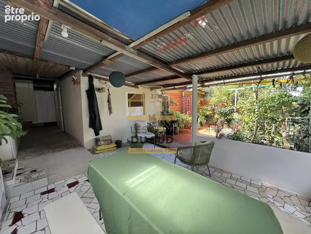 SAINT-JOSEPH – LES JACQUES  Maison créole rénovée avec dépendance – 165 000 € HAI - photo 14