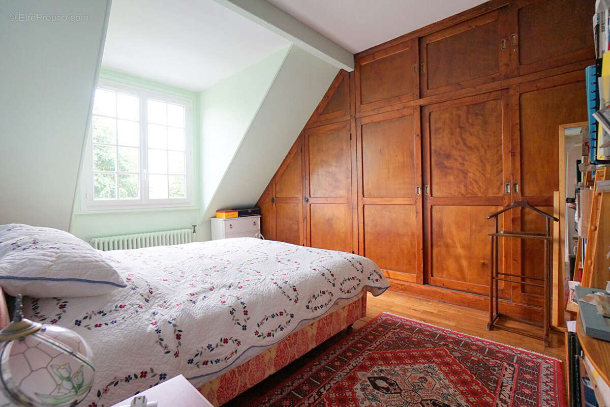 Maison à AUBERGENVILLE