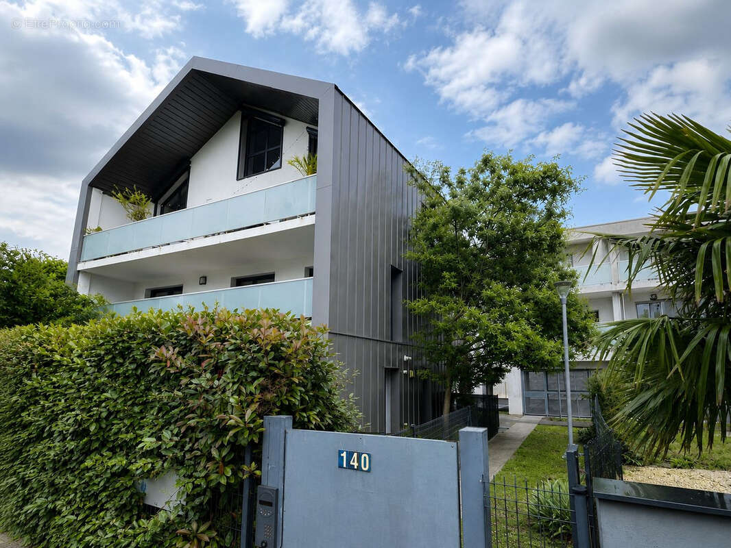 Appartement à LE BOUSCAT