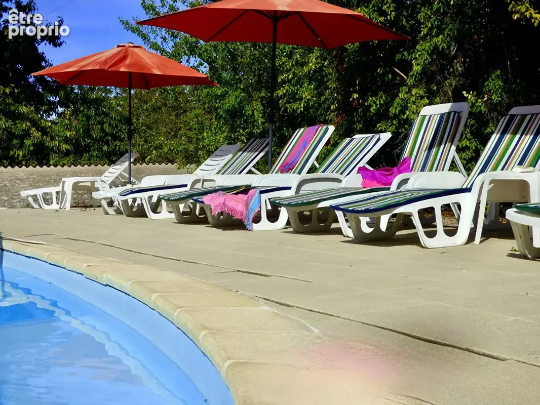 Élégant manoir charentais avec gîtes, piscine chauffée et vaste terrain - photo 23