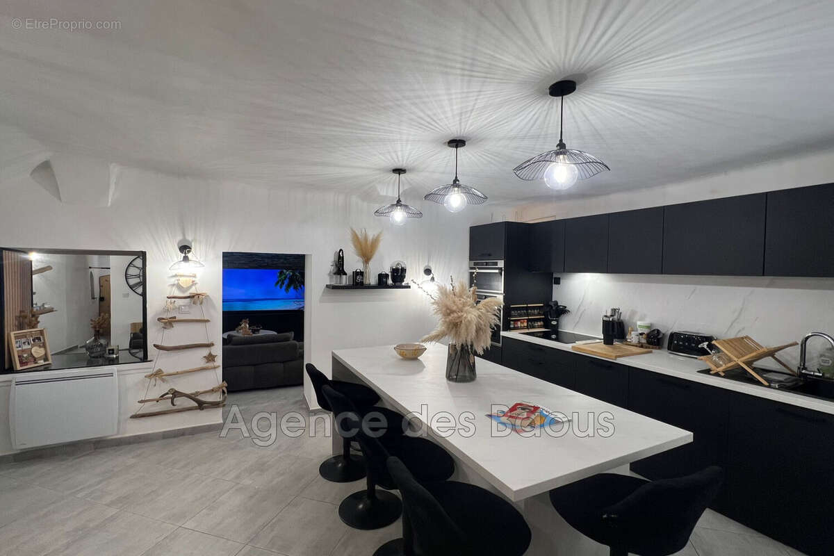 Appartement à GATTIERES