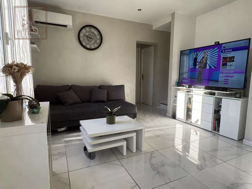 Appartement à SAINT-ANDRE-DE-LA-ROCHE