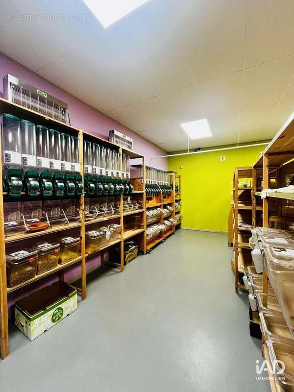 Photo 2 - Commerce à VIERZON