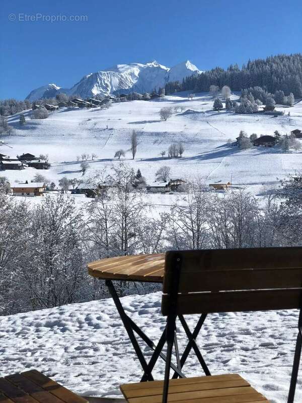Appartement à COMBLOUX