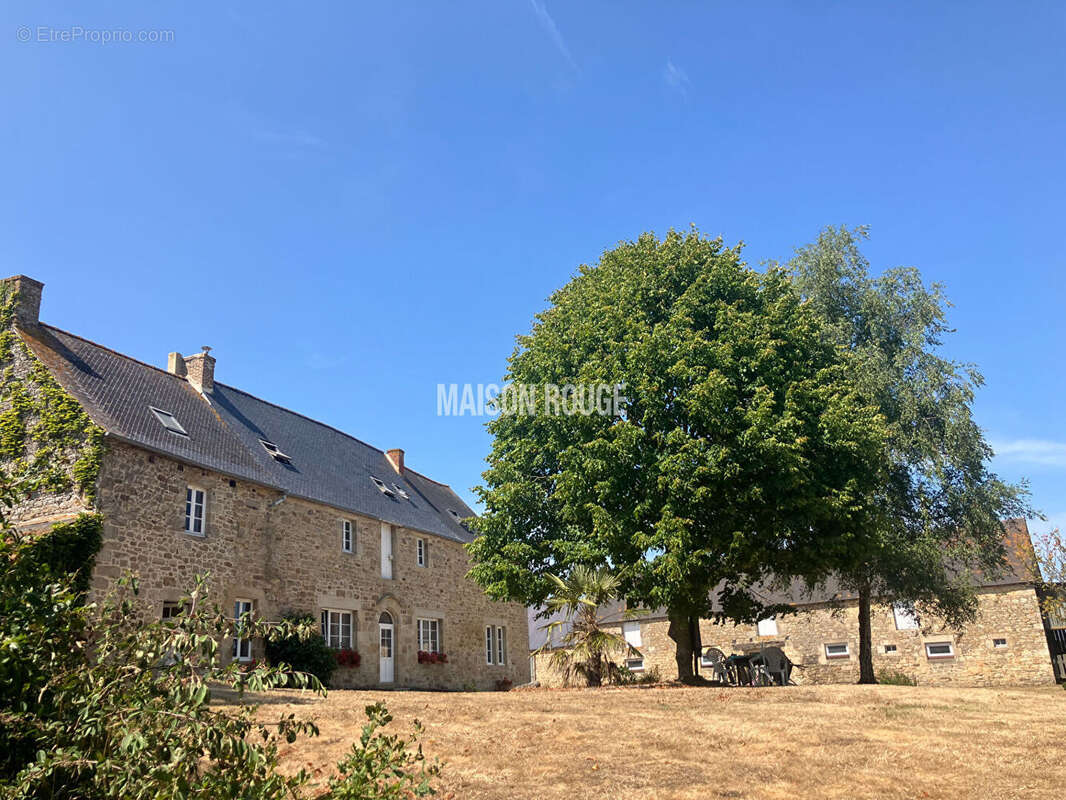 VAL D'ARGUENON - Élégante propriété du XVIème siècle avec vue sur l'Arguenon - photo 5