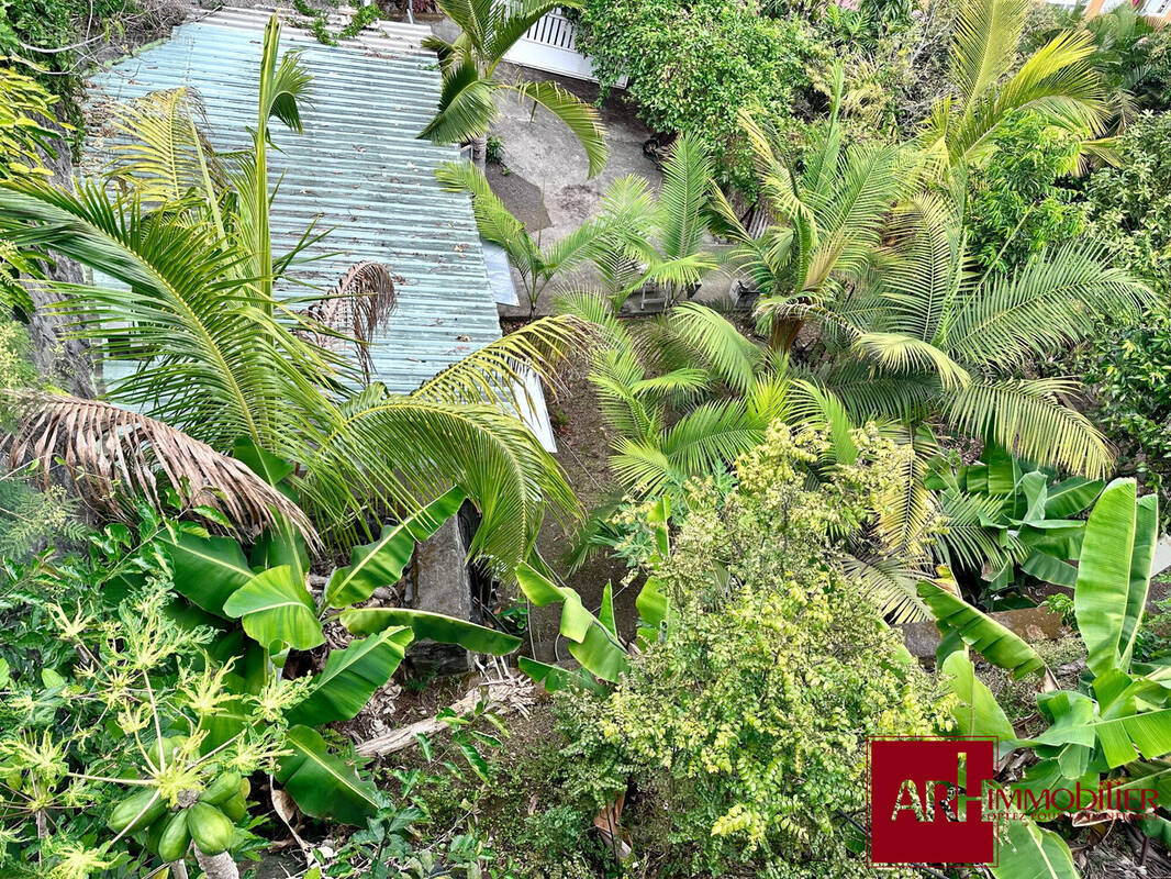 Terrain à LA POSSESSION