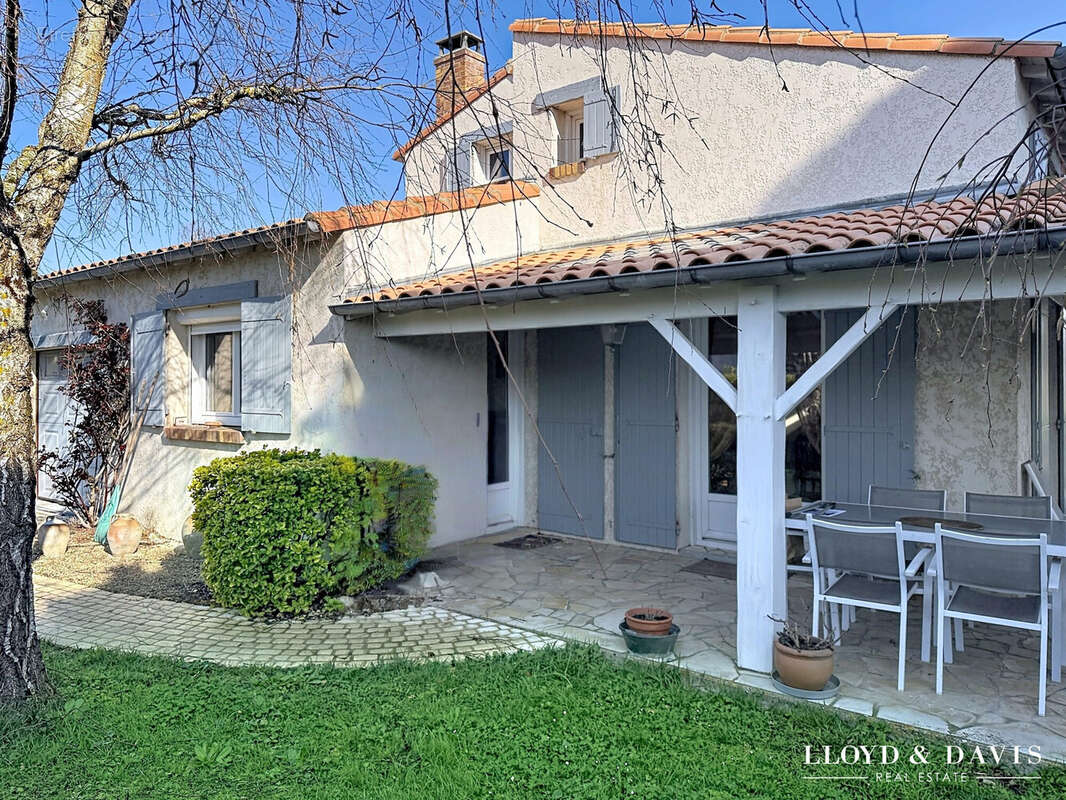 Maison à MESCHERS-SUR-GIRONDE