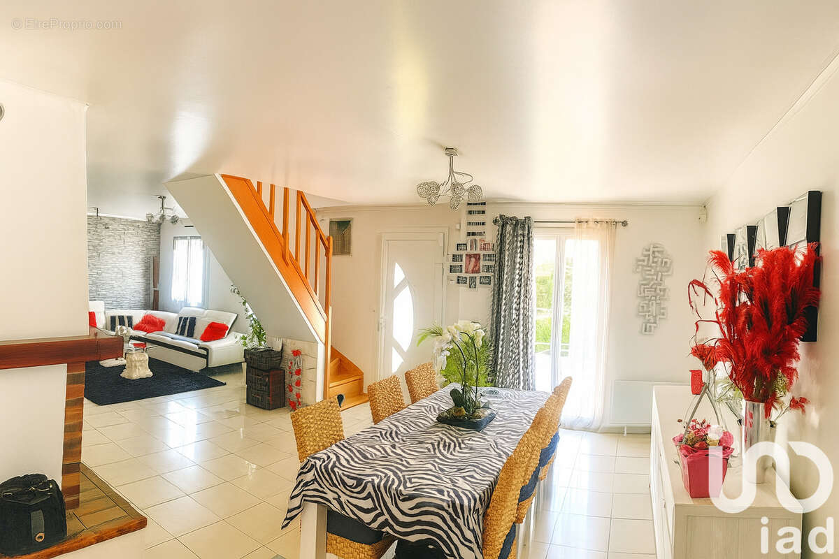 Photo 3 - Maison à LIZY-SUR-OURCQ