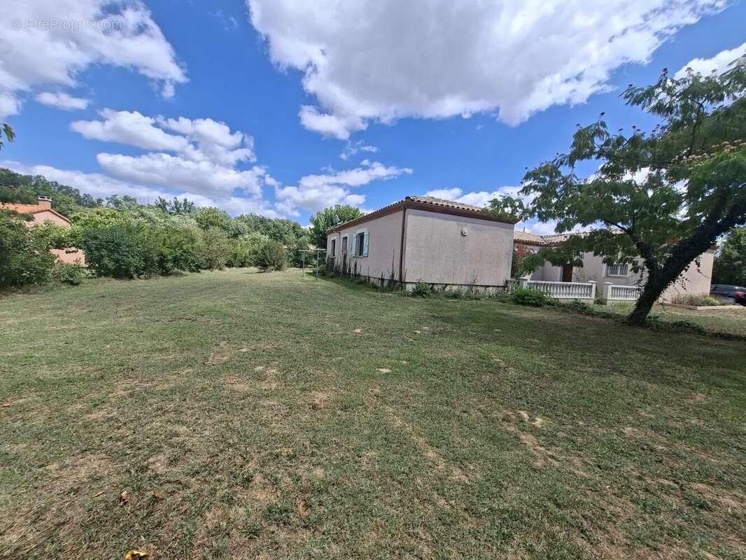 Maison à MONTDRAGON