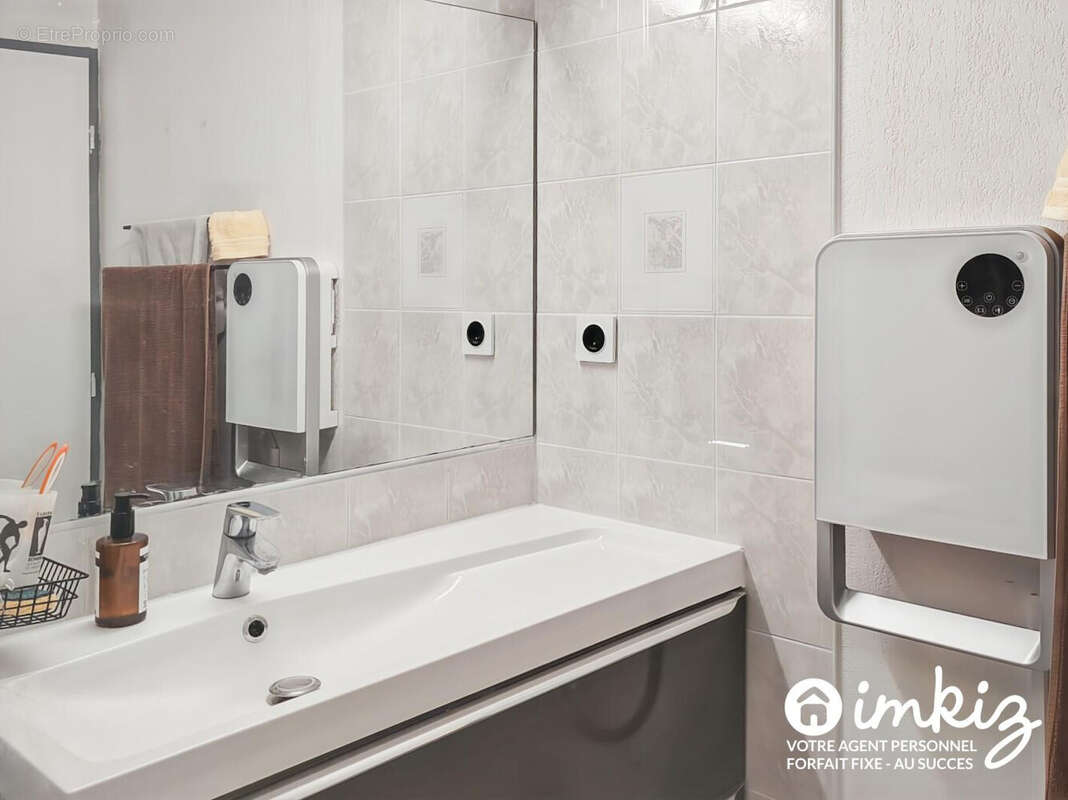 Appartement rénové et meublé - photo 12