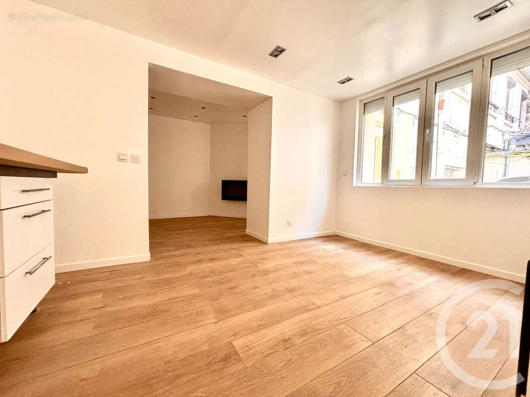 Appartement à CLICHY