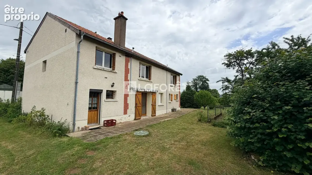 Maison à VARENNES-EN-ARGONNE
