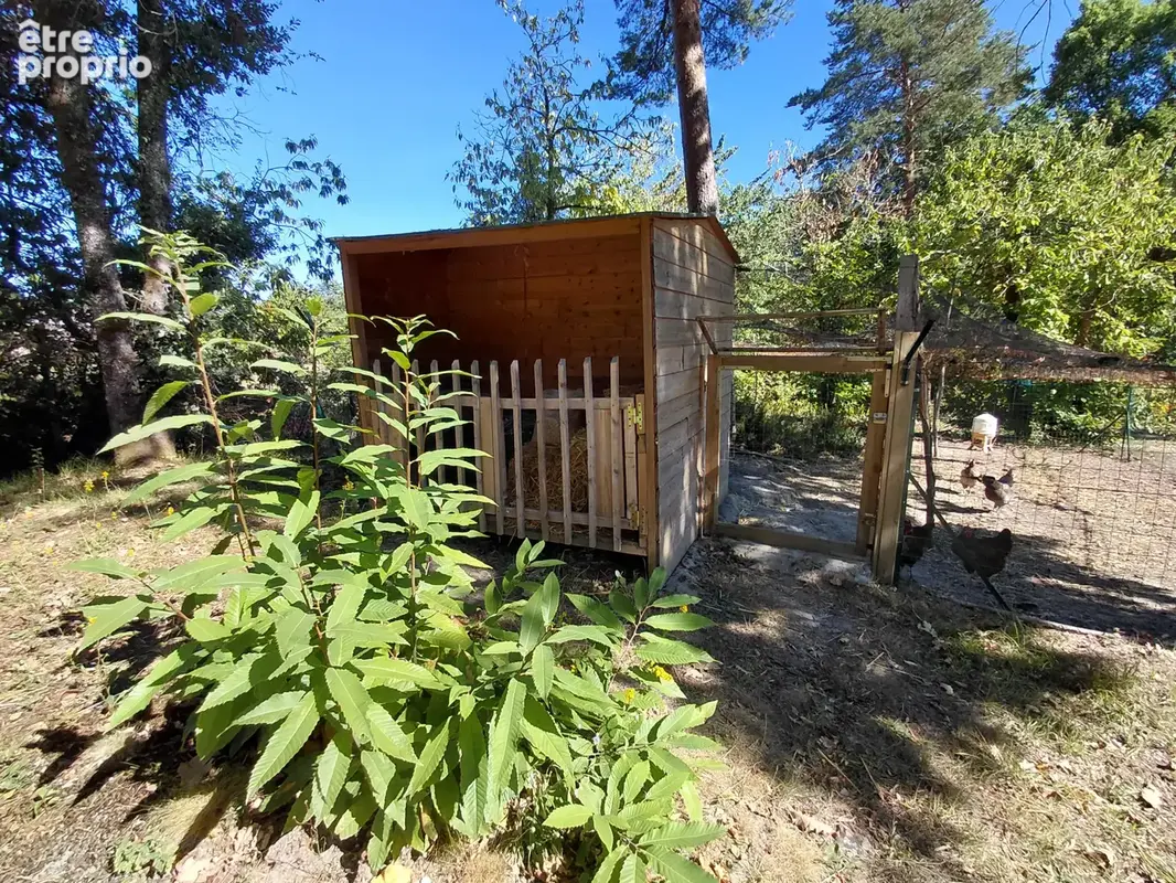 Belle propriété de 170 m2 sur CHANCELADE à l'orée du bois avec 8000m2 de terrain - photo 15