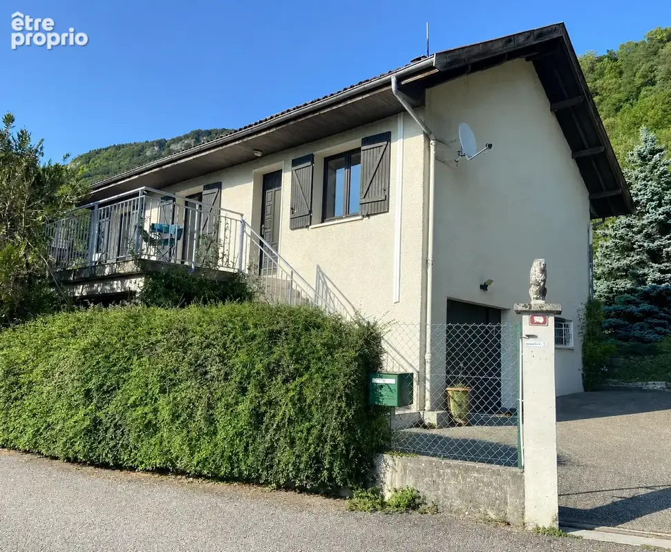 Maison 5 pièces 106 m² · à Saint-Jean-de-Chevelu · 106,4 m² · 349 000 €