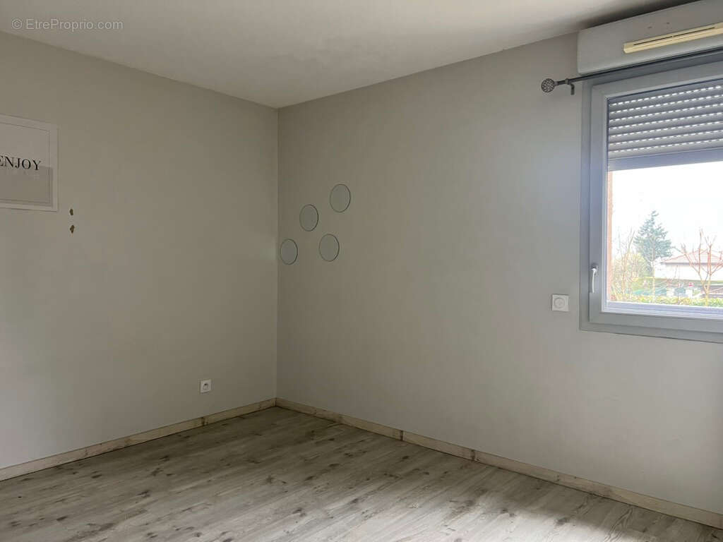 Appartement à RILLIEUX-LA-PAPE