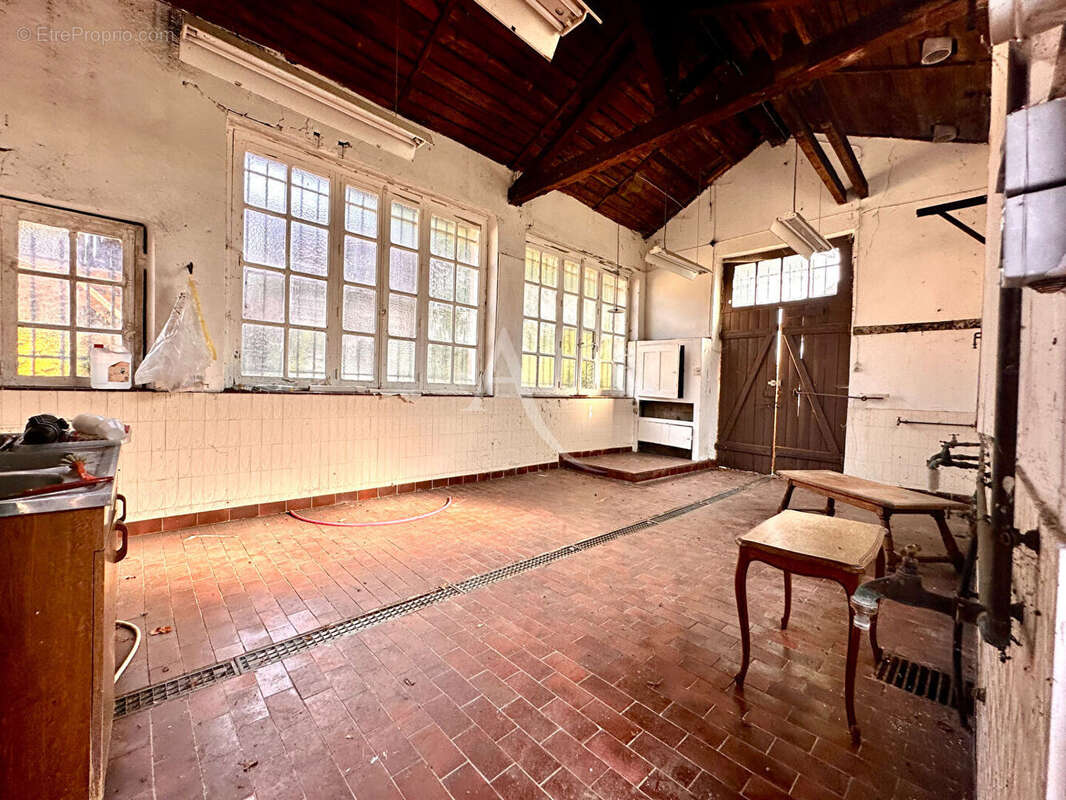 Opportunité rare ? ensemble immobilier unique avec plus de 700 m² de bâtis - photo 9
