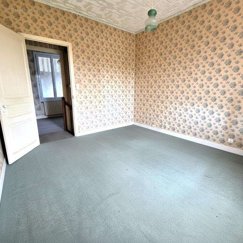 Maison 3 pièces à rénover au coeur du Plessis Tison - photo 7