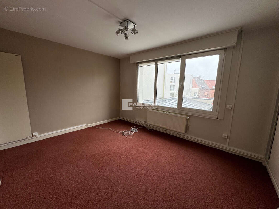 Commerce à FACHES-THUMESNIL