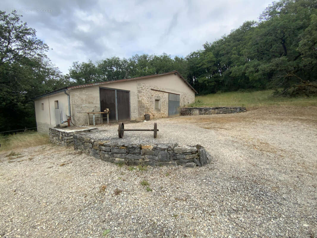 Propriété de caractère sur le Causse de Labastide-Murat – 10 hectares de nature et piste d'atterrissage privée - photo 14