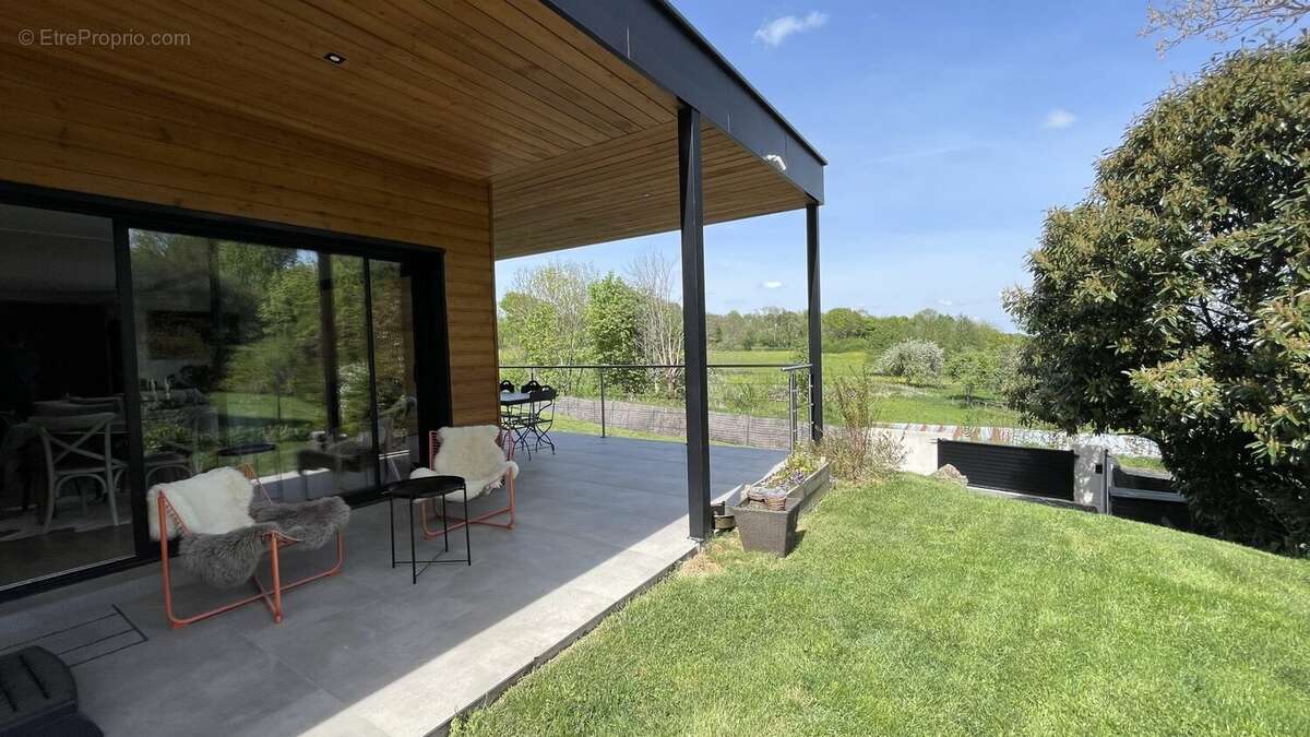Maison 155 m² à Orcines  - photo 6