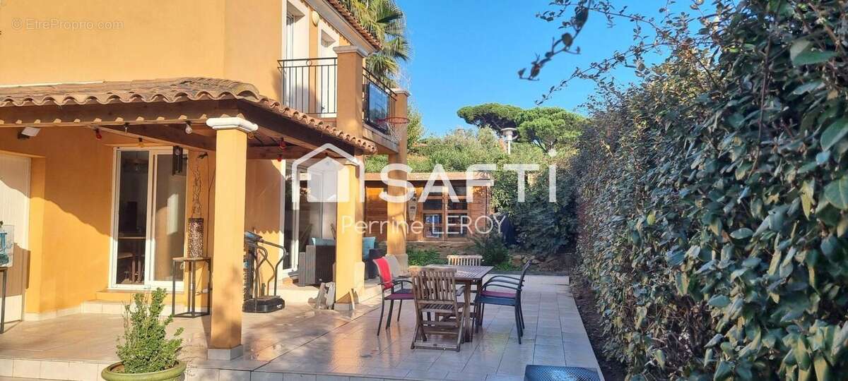 Photo 4 - Maison à ROQUEBRUNE-SUR-ARGENS