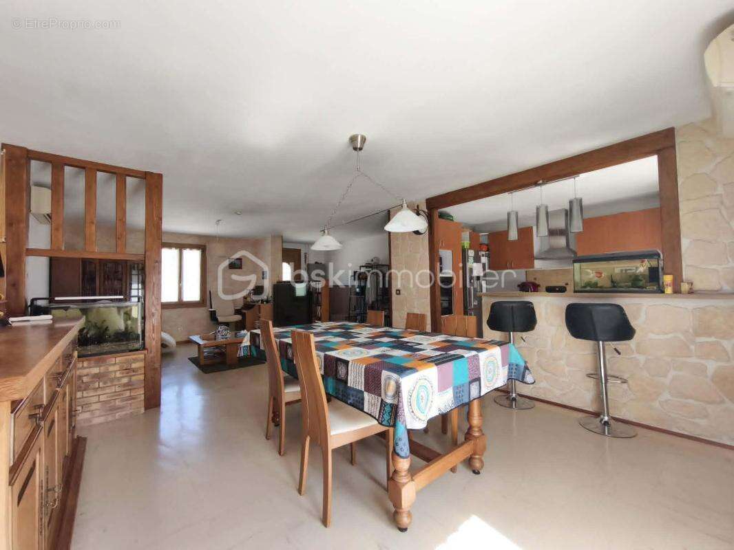 Maison de plain-pied 91 m² – 3 chambres – Terrain de 1100 m² – DPE C - photo 5
