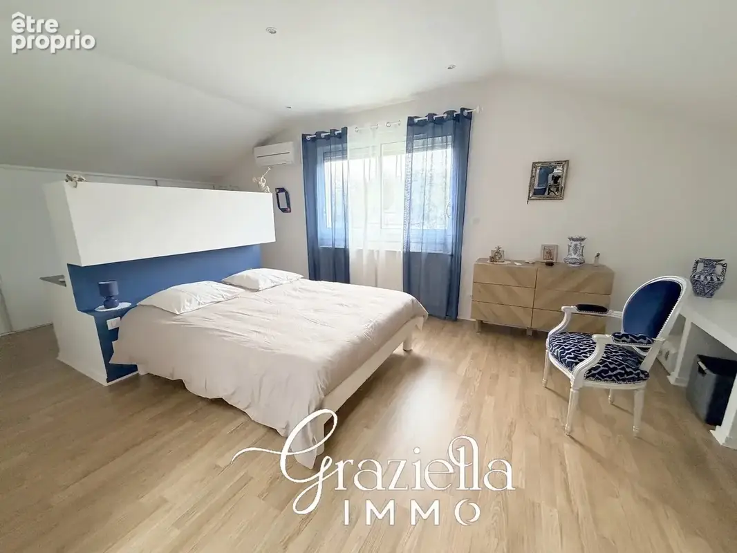 Maison familiale rénovée avec piscine sur parcelle de 978 m2 - photo 13