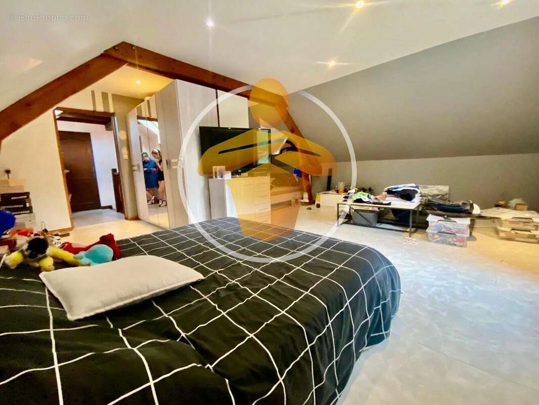 Maison à SAINT-NICOLAS-AUX-BOIS