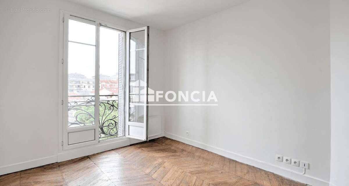 Appartement à MONTROUGE