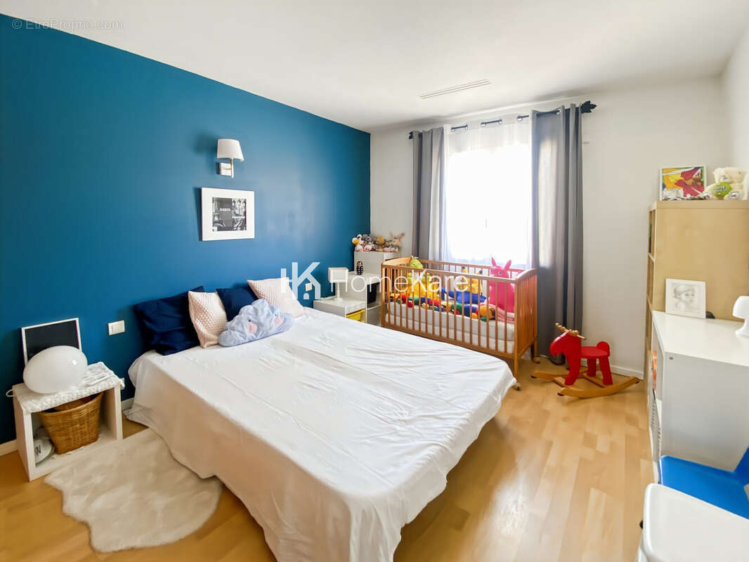 Maison 170 m² à Grenade  - photo 9