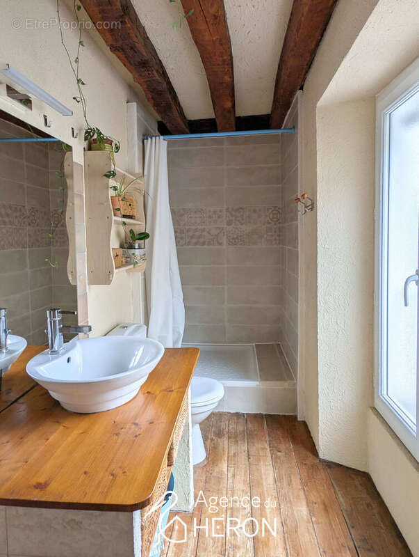 Appartement 57 m² à Saint-Pierre-Les-Nemours  - photo 9