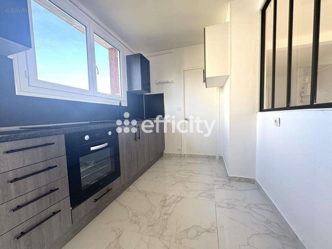 Appartement à ENGHIEN-LES-BAINS