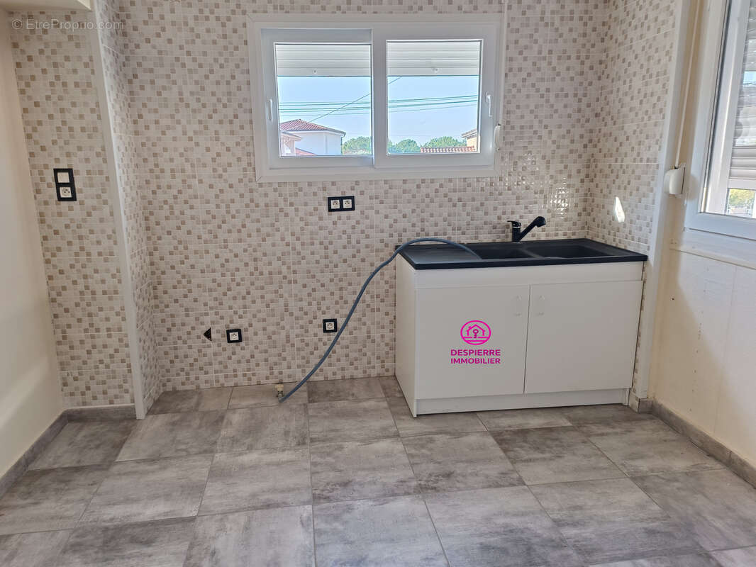 Maison à LE PEAGE-DE-ROUSSILLON