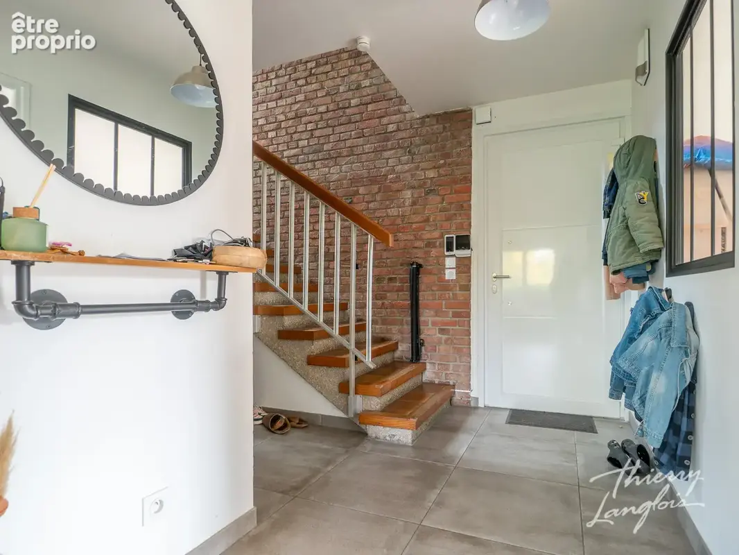 Maison d’architecte rénovée de 140 m2 - photo 2
